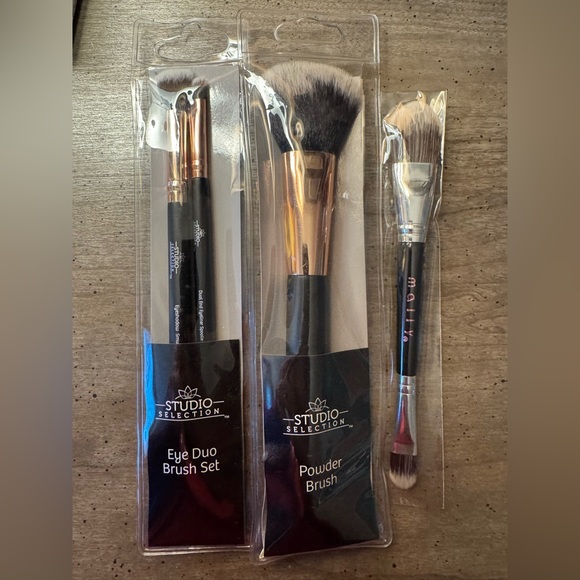 Other - Studio Selection And Malloy Makeup Brush Set